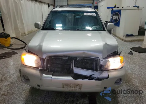 2004 Toyota Highlander z USA, uszkodzony, nr VIN JTEEP21A740018050